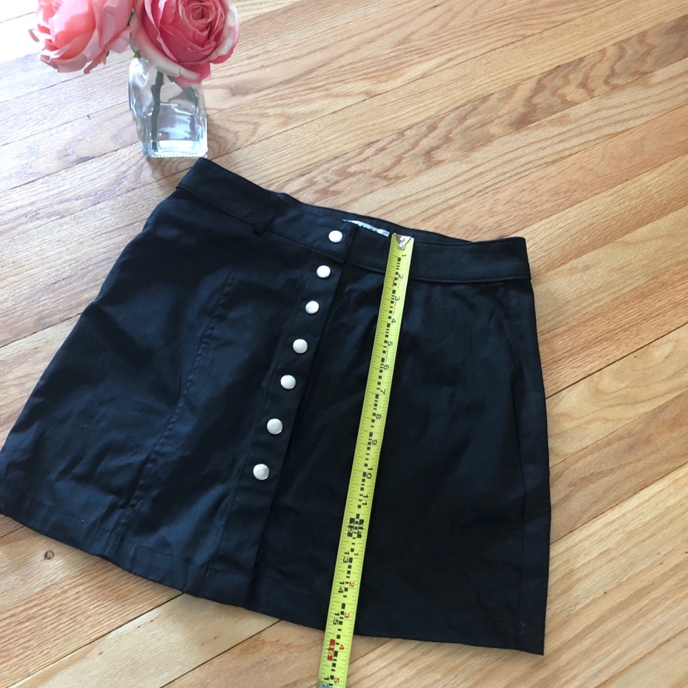 Black button up mini skirt NWOT size M - Picture 3 of 8